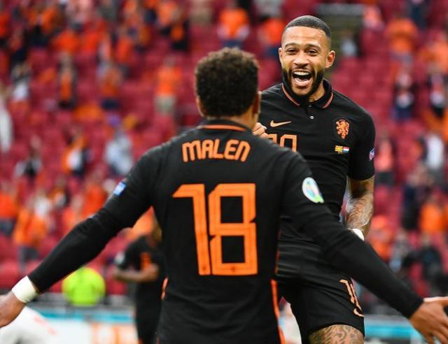 比赛中展现 比赛中展现