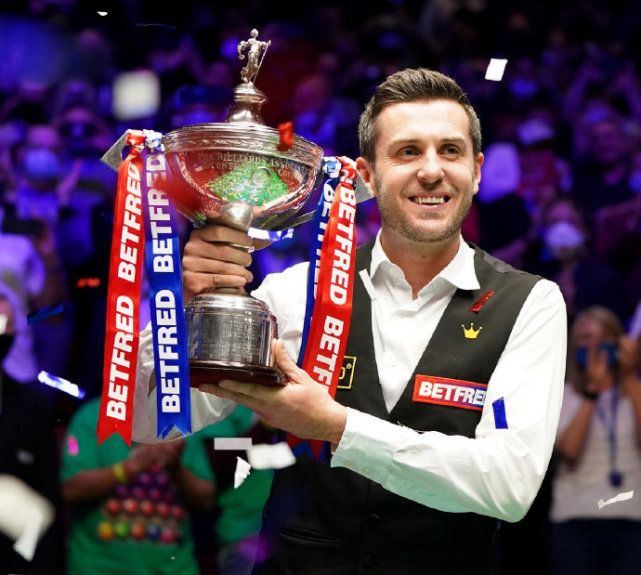 明了自己配 明了自己配