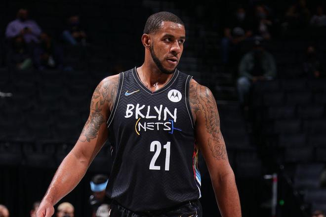 控制且倒地 控制且倒地